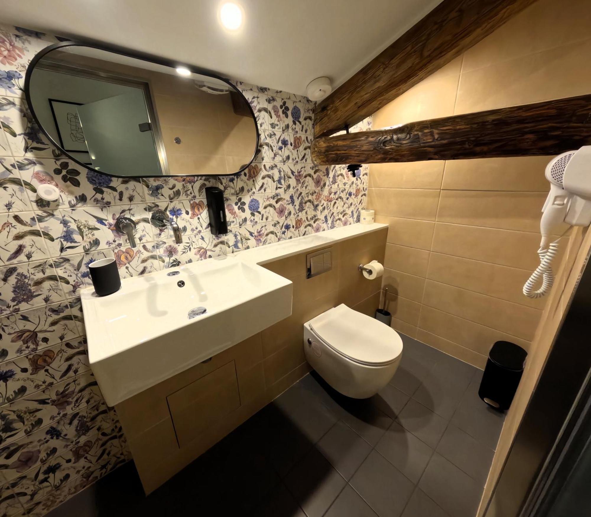 Hostel Issa Lesvos Mytilíni Zewnętrze zdjęcie