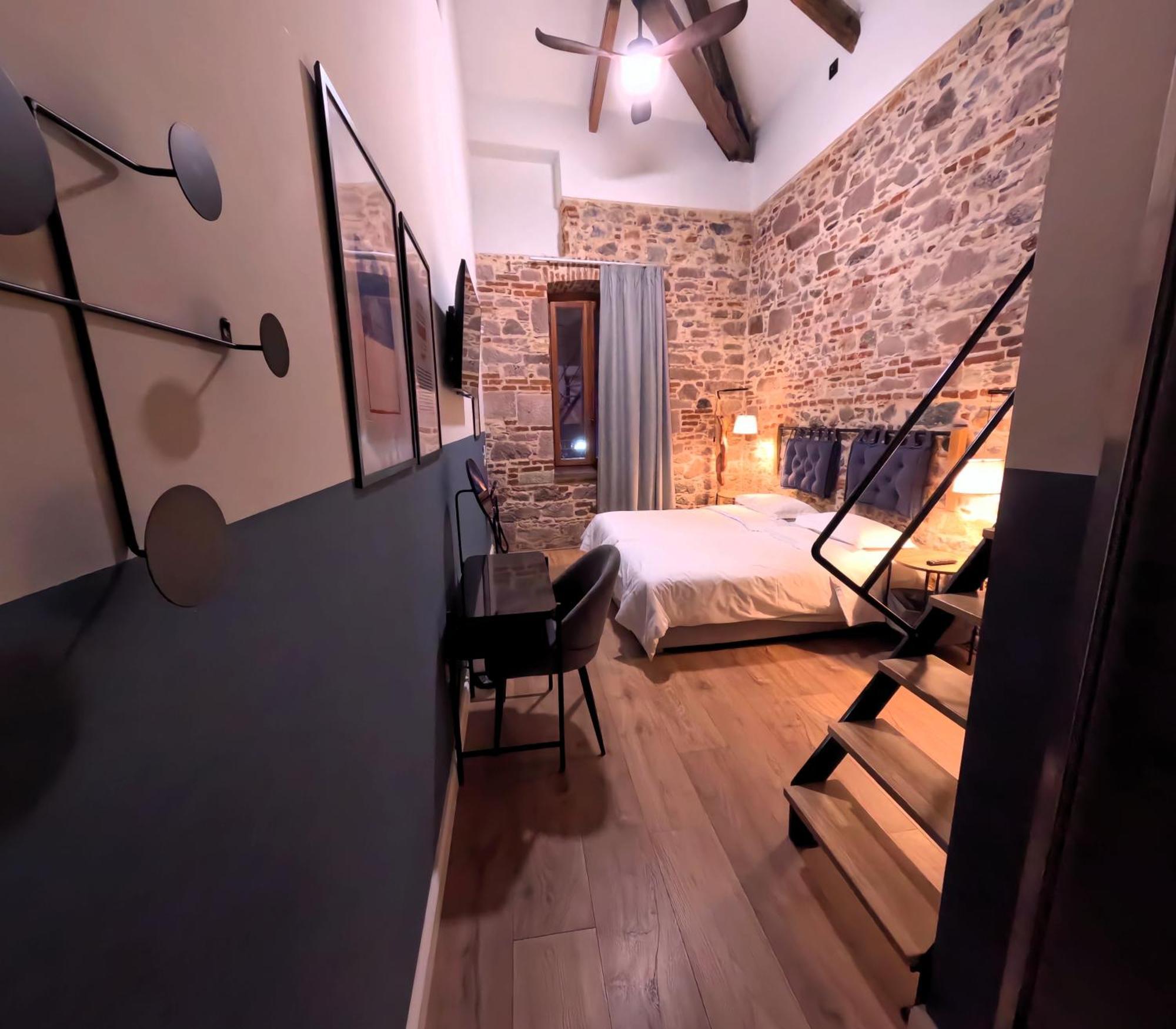 Hostel Issa Lesvos Mytilíni Zewnętrze zdjęcie